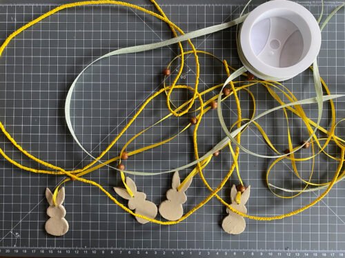 Ostereier aus Modelliermasse