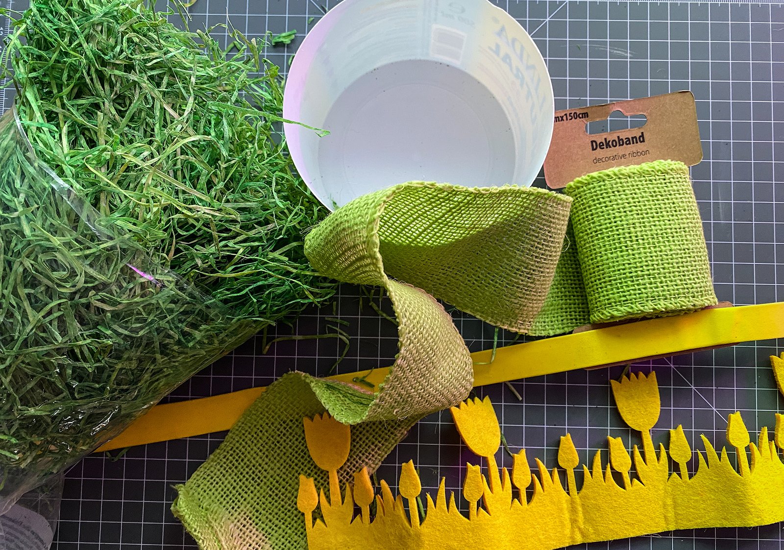 Osterkörbchen mit Dekobänder